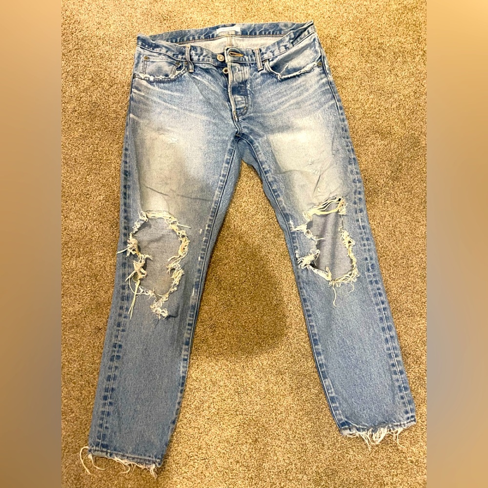 Moussy distressed jeans